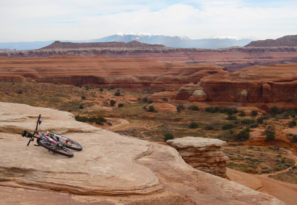 IMG_0523 Bike on Ledge Hidden Canyon Moab