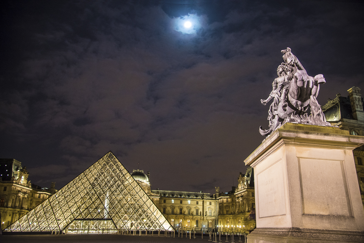 Paris 2012:  Endless Louvre