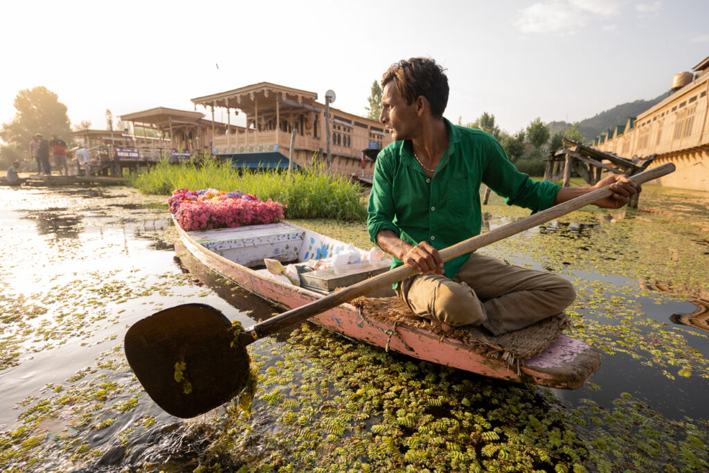 Kashmir on the Lake: Srinigar Houseboats